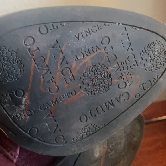 Vince Camuto Suede Boots Sz 5.5M - Picture 5 of 7